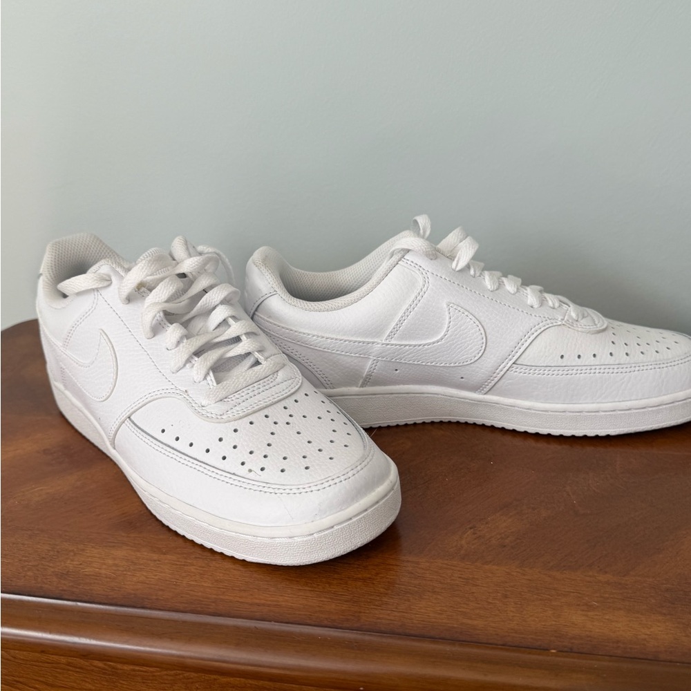 Nike woman’s Classic White  Sneakers